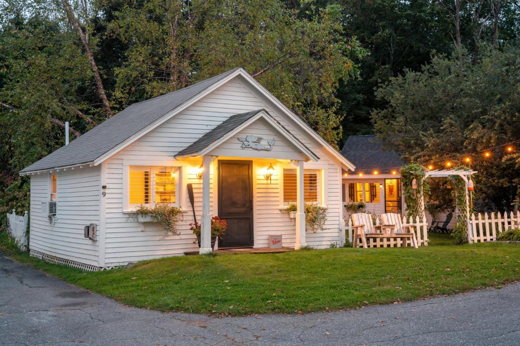 Bar Harbor Cottages & Suites Екстер'єр фото
