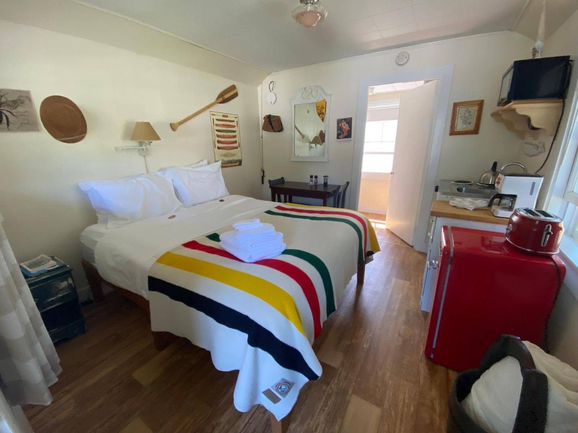 Bar Harbor Cottages & Suites Екстер'єр фото